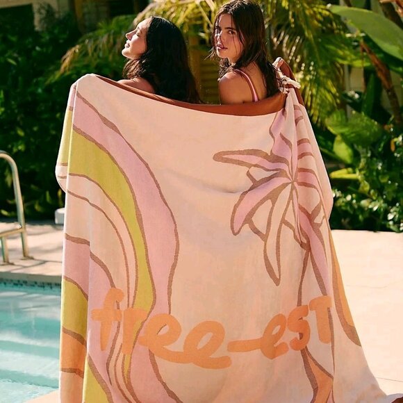 Free People Free-est Sandy Shores Oversized Beach Towel - Picture 1 of 6